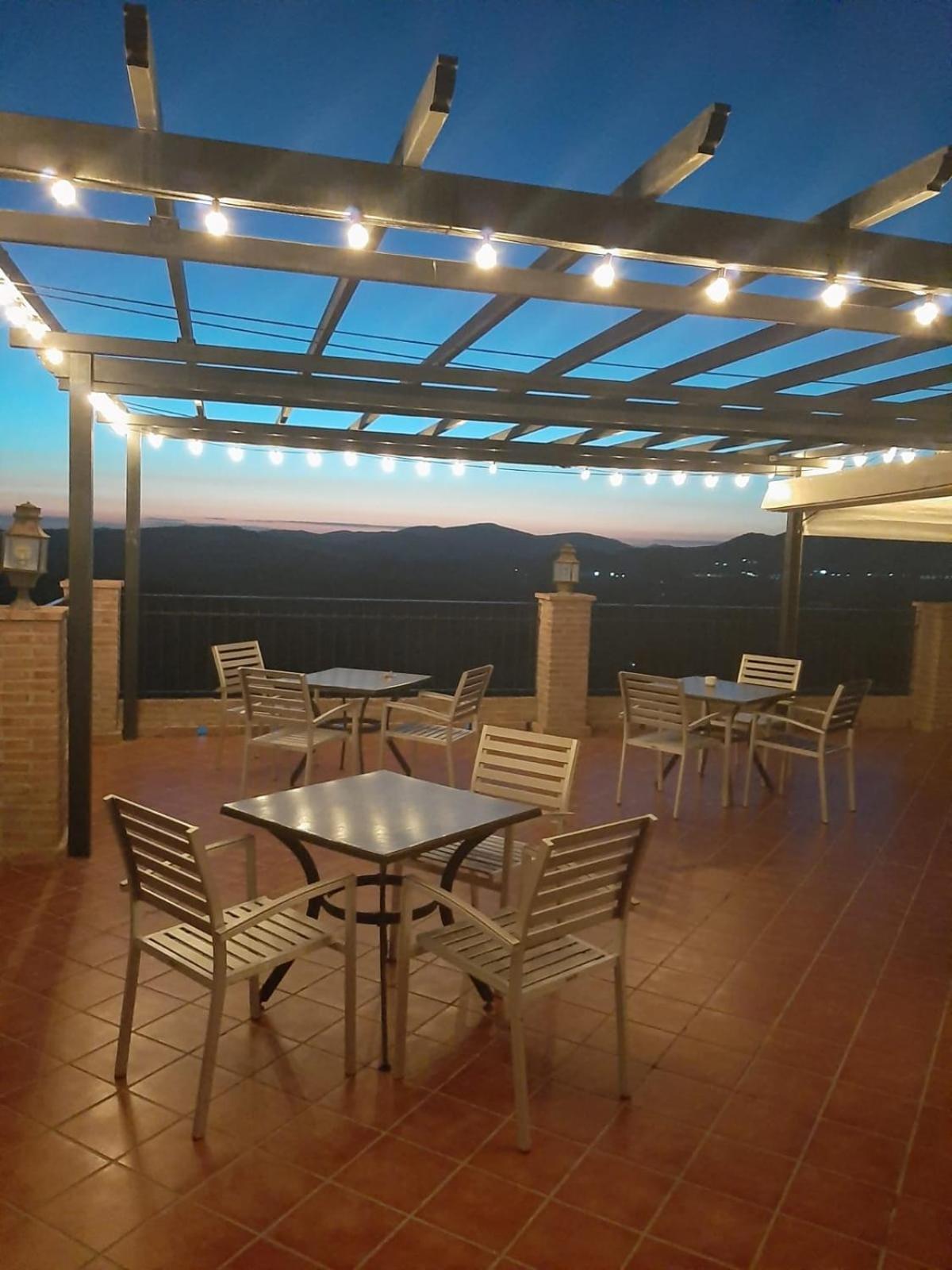 Hotel Rural Los Tadeos Zahara De La Sierra Εξωτερικό φωτογραφία